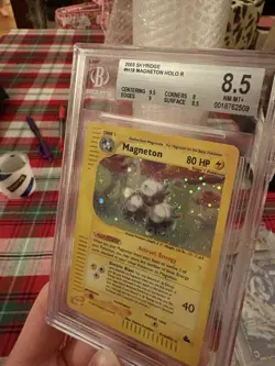 Beckett 2003 Pokemon Skyridge Magneton 8.5 NM-Mint English H18/H32 Holofoil Rare - Image 5