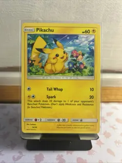 Pokemon Pikachu 29/30 Sun & Moon Trainer Kit NM! - Image 1