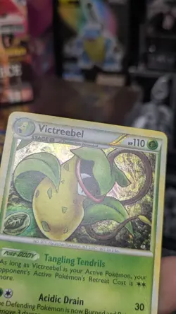 Pokemon TCG 2010 Victreebel 12/102 Triumphant Holo Rare - Image 2