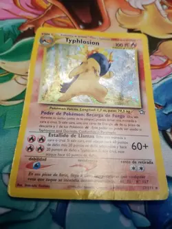 SPANISH Typhlosion 17/111 Holo Rare Neo Genesis Pokemon Card 2000 WOTC - Image 3