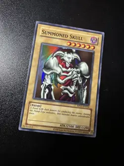 YU-GI-OH! Summoned Skull Retro Pack RP01-EN024 NM Super Rare Reprint - Image 1