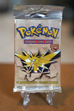 Pokemon WOTC Fossil Unlimited Booster Pack Vintage Sealed TCG Zapdos - Image 1