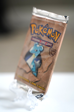 21.08g Pokemon WOTC Fossil Unlimited Booster Pack Vintage Sealed TCG Lapras - Image 3