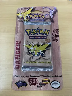 VINTAGE SEALED 1999 WOTC POKEMON TCG FOSSIL BLISTER PACK-ZAPDOS ART-RARE READ 742818060707 - Image 1