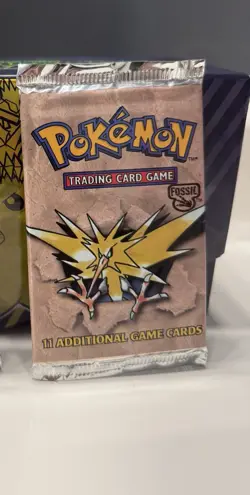 Pokemon WOTC Fossil Unlimited Booster Pack Vintage Sealed TCG Zapdos - Image 1