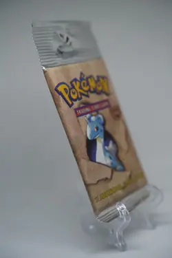 21.36g Pokemon WOTC Fossil Unlimited Booster Pack Vintage Sealed TCG Lapras - Image 5
