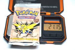 21.15g Pokemon WOTC Fossil Unlimited Booster Pack Vintage Sealed TCG Zapdos - Image 1