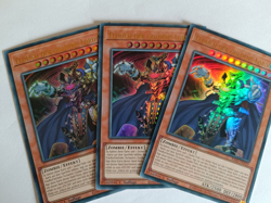 Yu Gi Oh! 3x Eldlich der goldene Lord v.1 (RA01-DE019) ULTRA RARE - Image 1