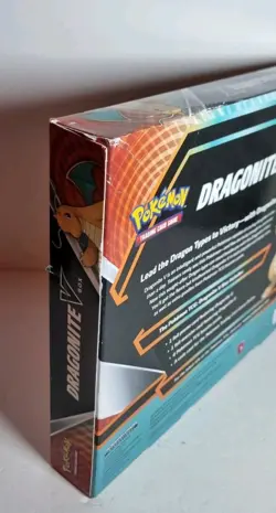 Pokemon TCG: Dragonite v Collection Box Evolving Skies - New and sealed - Image 3