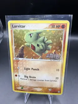 2004 Larvitar 🌀 63/109 Team Rocket Returns STAMPED Reverse Holo Pokemon TCG - Image 1