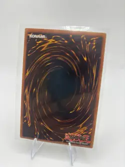 Yu-Gi-Oh! Blue-Eyes White Dragon BPT-003 2002 Secret Rare Holo Card - Image 2