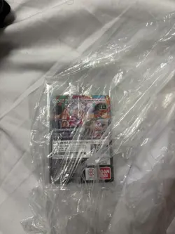 One Piece Limited Edition College Basketball US Voyage (Card + Poster) - Image 1