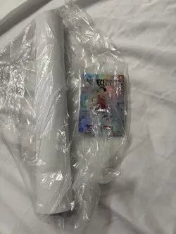 One Piece Limited Edition College Basketball US Voyage (Card + Poster) - Image 2