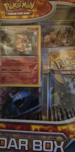 Pokemon XY Pyroar Collection Box - 2x Flashfire Booster Packs + 1x XY Base Set - Image 5