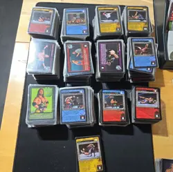 WWE WWF LOT OF RAW DEAL 1275+ CARDS, some foils. There are duplicates - Image 1