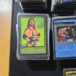 WWE WWF LOT OF RAW DEAL 1275+ CARDS, some foils. There are duplicates - Image 2