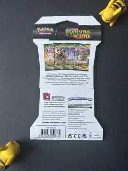 Pokemon TCG: Sword & Shield - Evolving Skies Sleeved Booster Pack Unopened 820650808784 - Image 3
