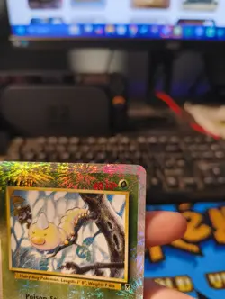 Pokemon TCG Legendary Collection Weedle 99/110 Reverse Holo - Image 2