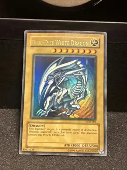 Yu-Gi-Oh! TCG Blue-Eyes White Dragon Kaiba SDK-001 Unlimited Ultra Rare - Image 1