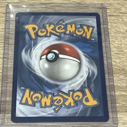 Pokemon TCG Galarian Moltres v Chilling Reign Card 177/198 Near Mint Condition - Image 2