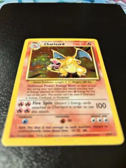Pokemon TCG Charizard Holo Rare Card 004/102 Base Set - Image 4