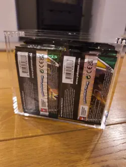 Evolving Skies Booster Packs x36 In Acrylic Box New & Sealed Pokemon TCG - Image 2