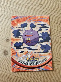 Koffing #109 Pokemon Topps trading cards LP - Image 1