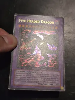 Yu-Gi-Oh! ULTRA RARE CARD FIVE-HEADED DRAGON SD09-ENSS1 1ST MP - Image 2