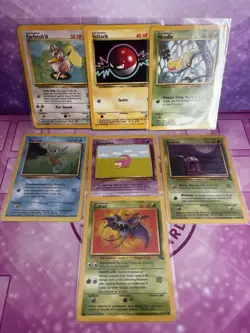 Pokemon TCG Vintage Lot Base Set And Fossil - Image 1