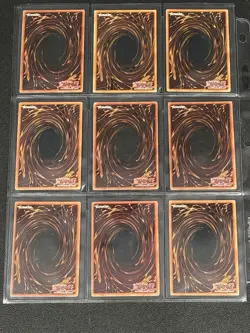 Yu-Gi-Oh! Vintage Binder Lot Holo Blue Eyes White Dragon Red Eyes 189 Cards - Image 2