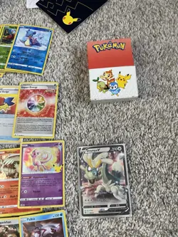 Massive 1000+Pokemon Card Lot Over 100 Foils, Rares, V's 2020s Sets 25 SWSH Many - Image 5