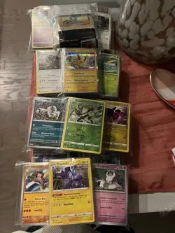Pokemon Card Bulk Lot 50 HOLO/REVERSE HOLO ONLY, GUARANTEED V/EX/UR with 2+ lots - Image 3