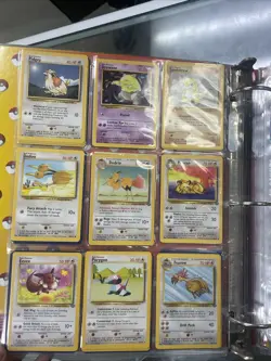 Pokemon Vintage Binder Collection (300 Cards) Wizards Base Set ETC - Image 2