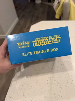 2018 POKEMON SUN & MOON LOST THUNDER ELITE TRAINER BOX ETB FACTORY SEALED - Image 5