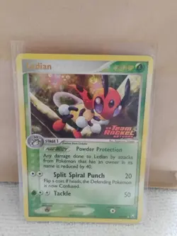 2004 Pokemon EX Team Rocket Returns Ledian Holo Rare #23/109 - Image 1