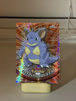 Spectra Nidoqueen Pokemon Topps Chrome Damaged - Image 1