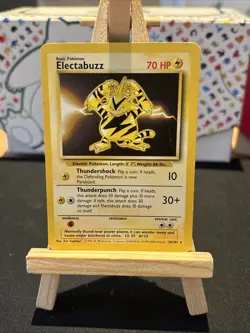 Electabuzz 020/102 Base Set Pokemon vintage 1999 WotC Non-Holo Rare - Image 1