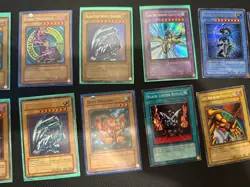 Large Yu-Gi-Oh Collection, Dark Magician, Blue Eyes White Dragon - Image 4