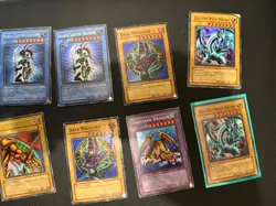 Large Yu-Gi-Oh Collection, Dark Magician, Blue Eyes White Dragon - Image 5