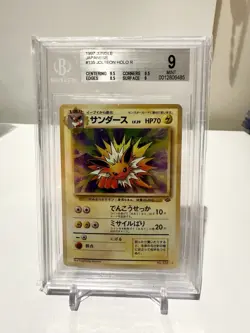 1997 Jolteon #135 Japanese Jungle Pokemon Holo Rare BGS 9 Mint - Image 1