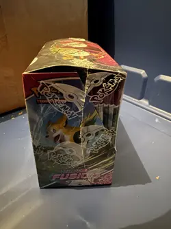 Fusion Strike Booster Box - New & Factory Sealed - 36 packs - Pokemon TCG - Image 2