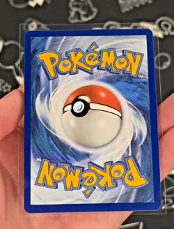 Beauty (Secret) 194/185 Pokemon Sword & Shield: Vivid Voltage Holo - NM - Image 3