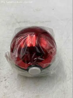 Pokemon 23K Gold-Plated Limited Edition Ball With Mewtwo Trading Card In Box - Image 1