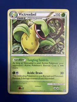 Victreebel Holo Rare Triumphant 12/102 LP Pokemon TCG - Image 1