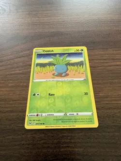 Oddish Reverse Holo - 001/196 - Lost Origin Pokemon 2022 NM - Image 1