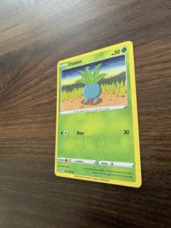 Oddish Reverse Holo - 001/196 - Lost Origin Pokemon 2022 NM - Image 3