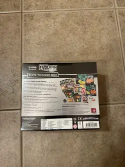 Pokemon TCG Sword & Shield Evolving Skies Elite Trainer Box English 2021 - Image 2