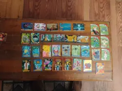 Lot Of 32 Pokemon Cards Lp To Damaged Pre-owned - Image 1