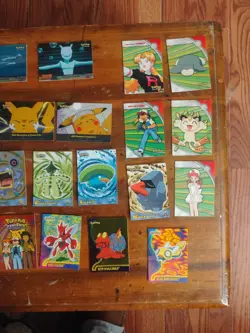 Lot Of 32 Pokemon Cards Lp To Damaged Pre-owned - Image 4