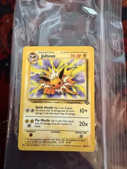 🔥 Jolteon 20/64 🔥 Original Jungle Set Non Holo Rare Pokemon Card WOTC 1999 - Image 1